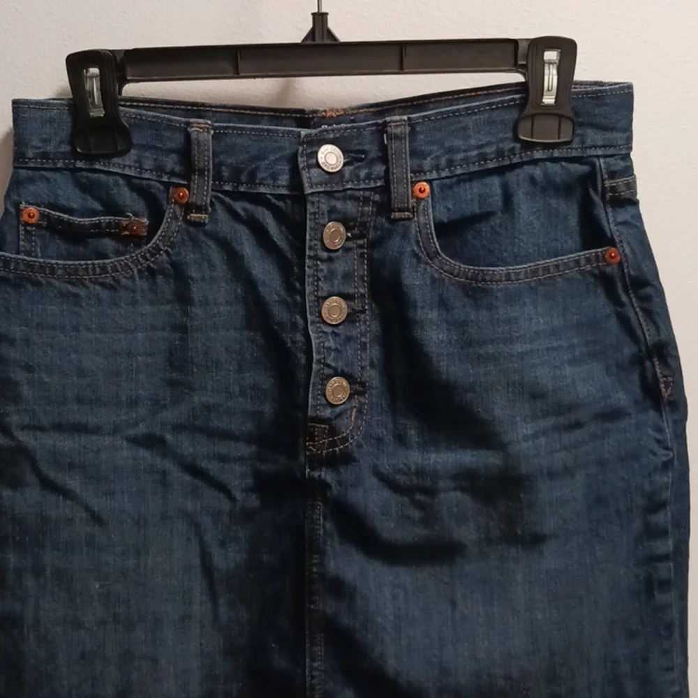 GAP Button Fly Denim Mini Skirt- Raw Hem - Waist 27 - 5 Pocket
